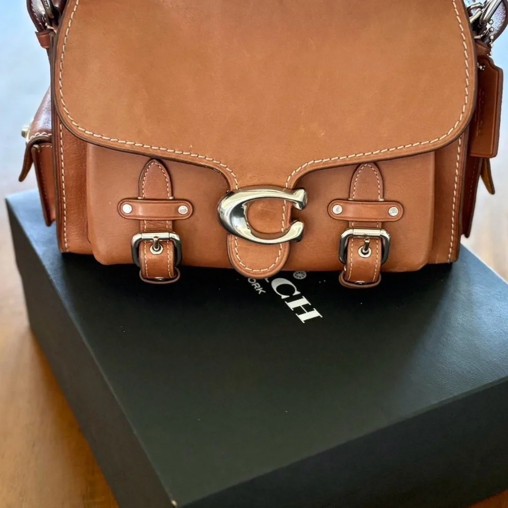 Coach Brown Leather Crossbody with Silver 'C' Buckle - Picture 7 of 8